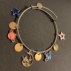 Charm bracelet